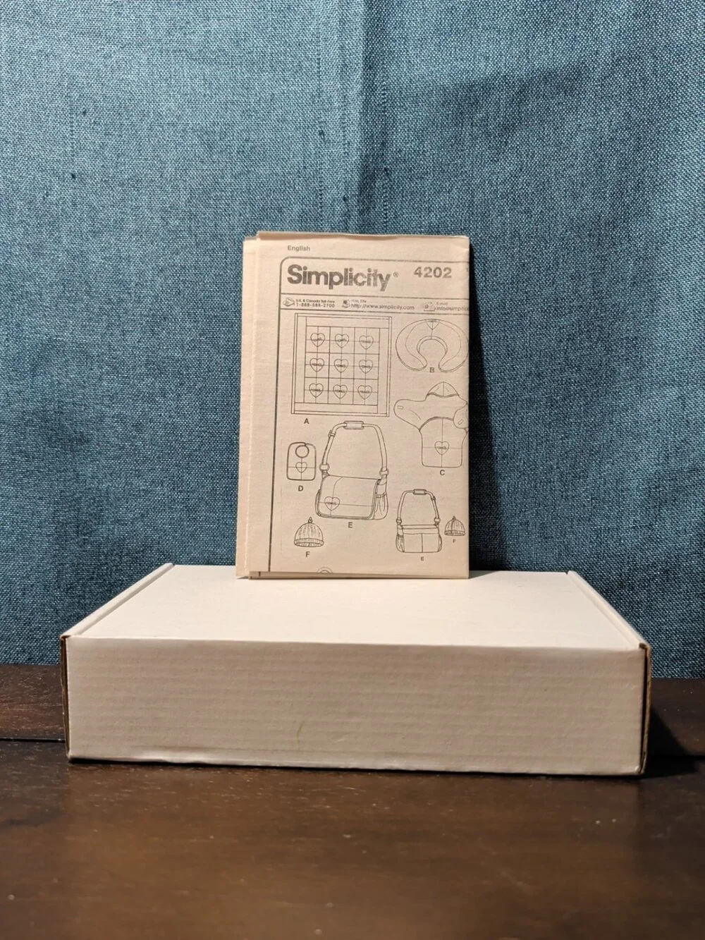 Simplicity 4202 Baby Accessories Pattern Quilt Diaper Bag Bib Wrap UNCUT 2006